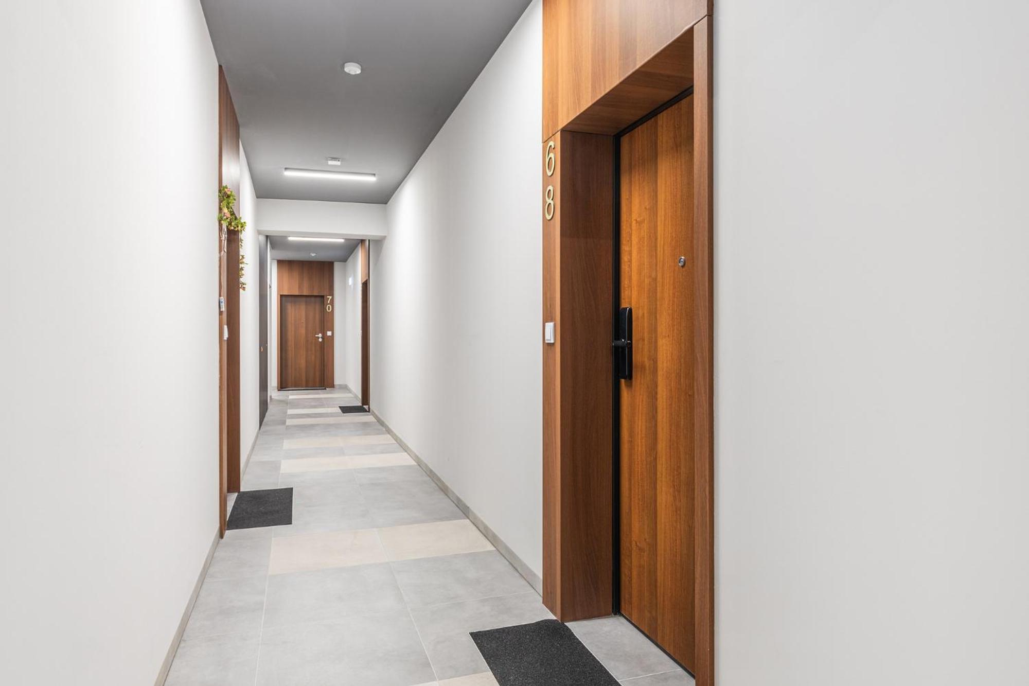 Superapart Herbu Janina 4, Wilanow, Szpital Medicover, Paley, Parking Warschau Exterior foto